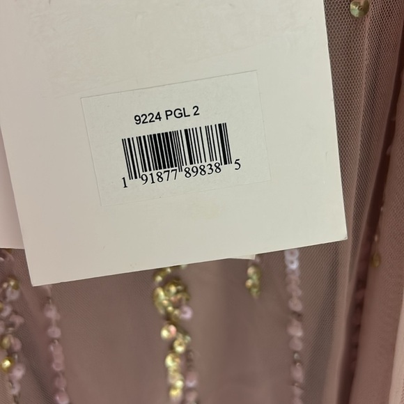 MAC DUGGAL 9224 NWT One Shoulder Embellished Trapeze A Line Gown - Picture 8 of 8